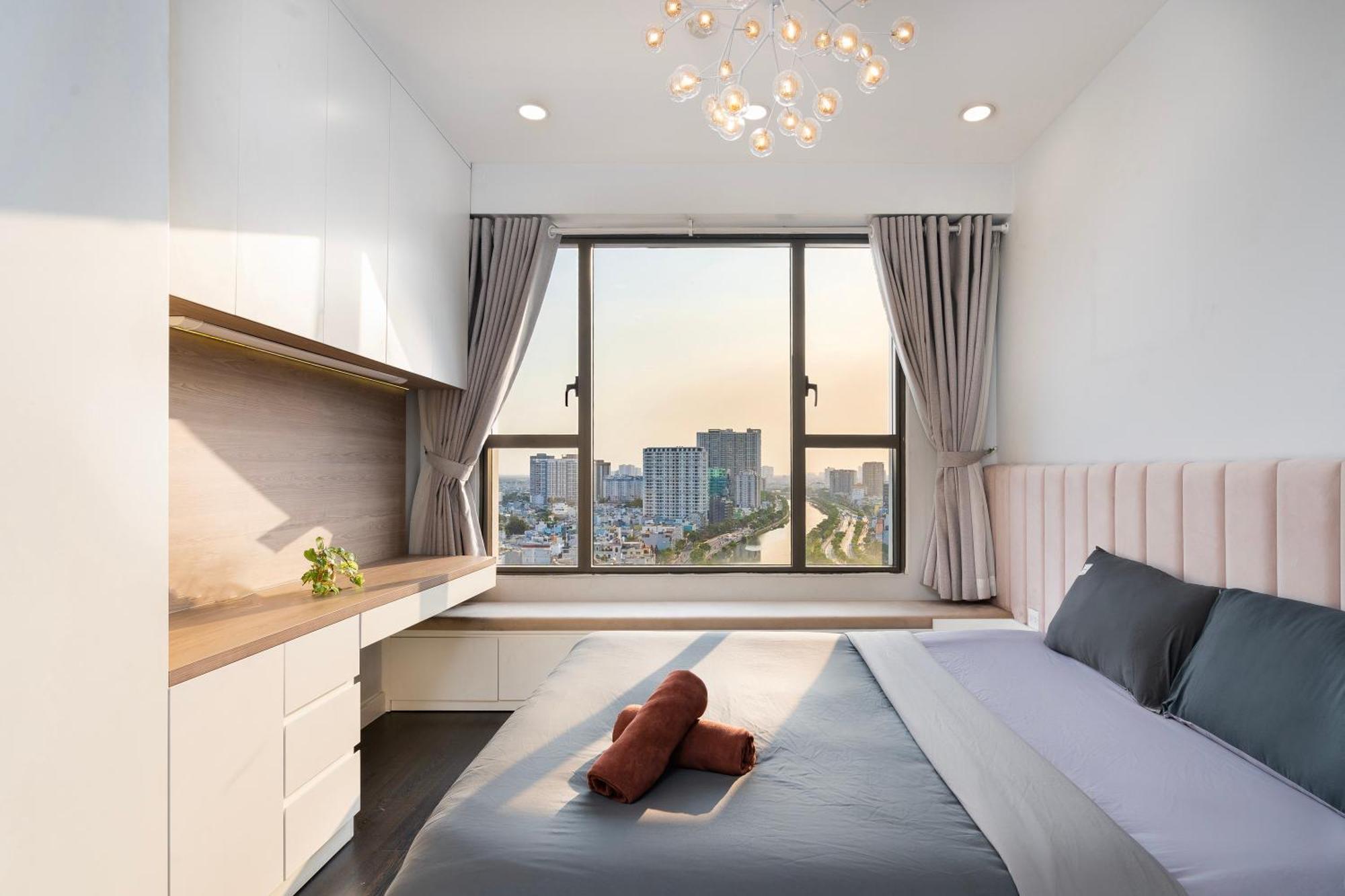 Double E Saigon Apartment In Rivergate Building Хошимин Экстерьер фото