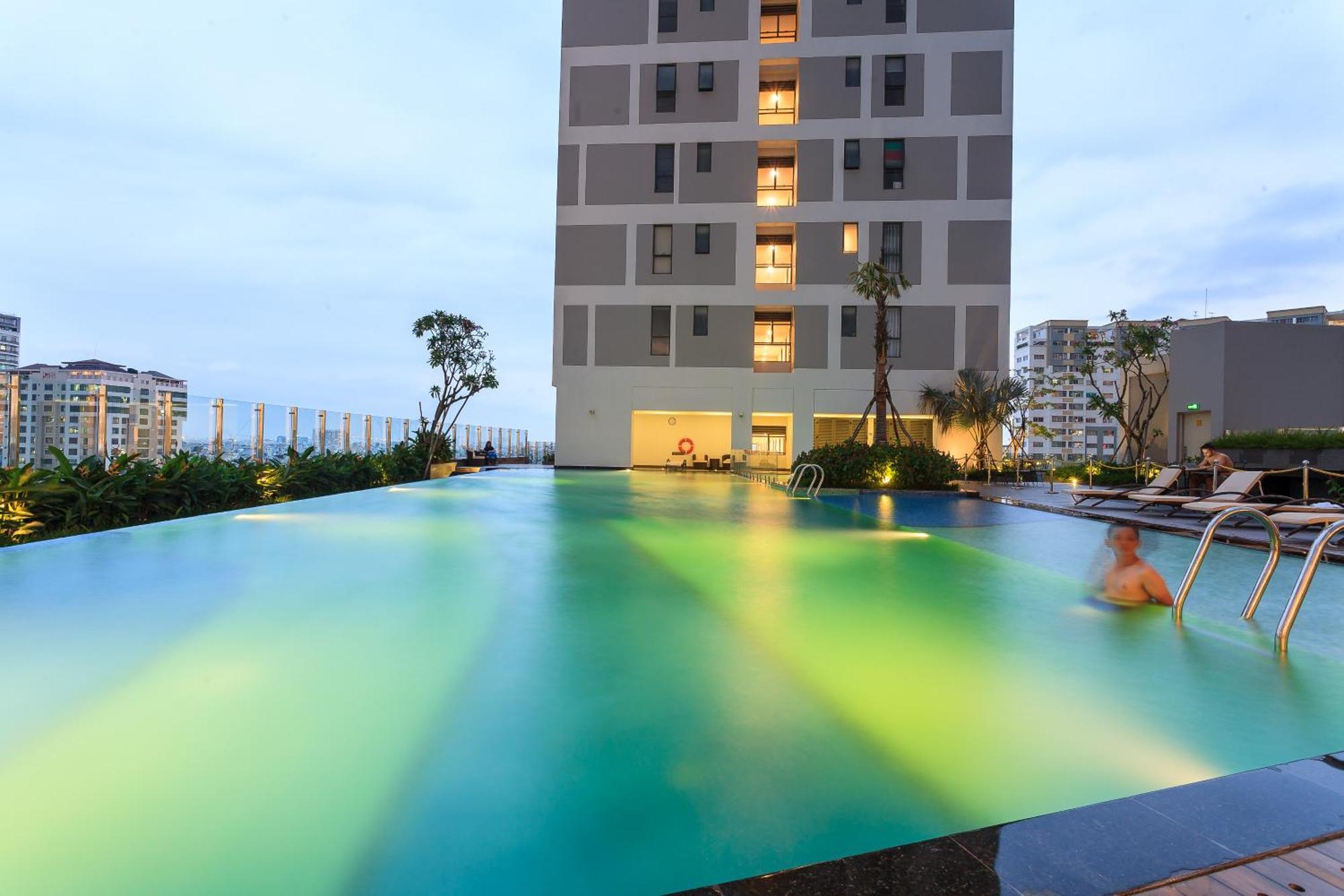 Double E Saigon Apartment In Rivergate Building Хошимин Экстерьер фото