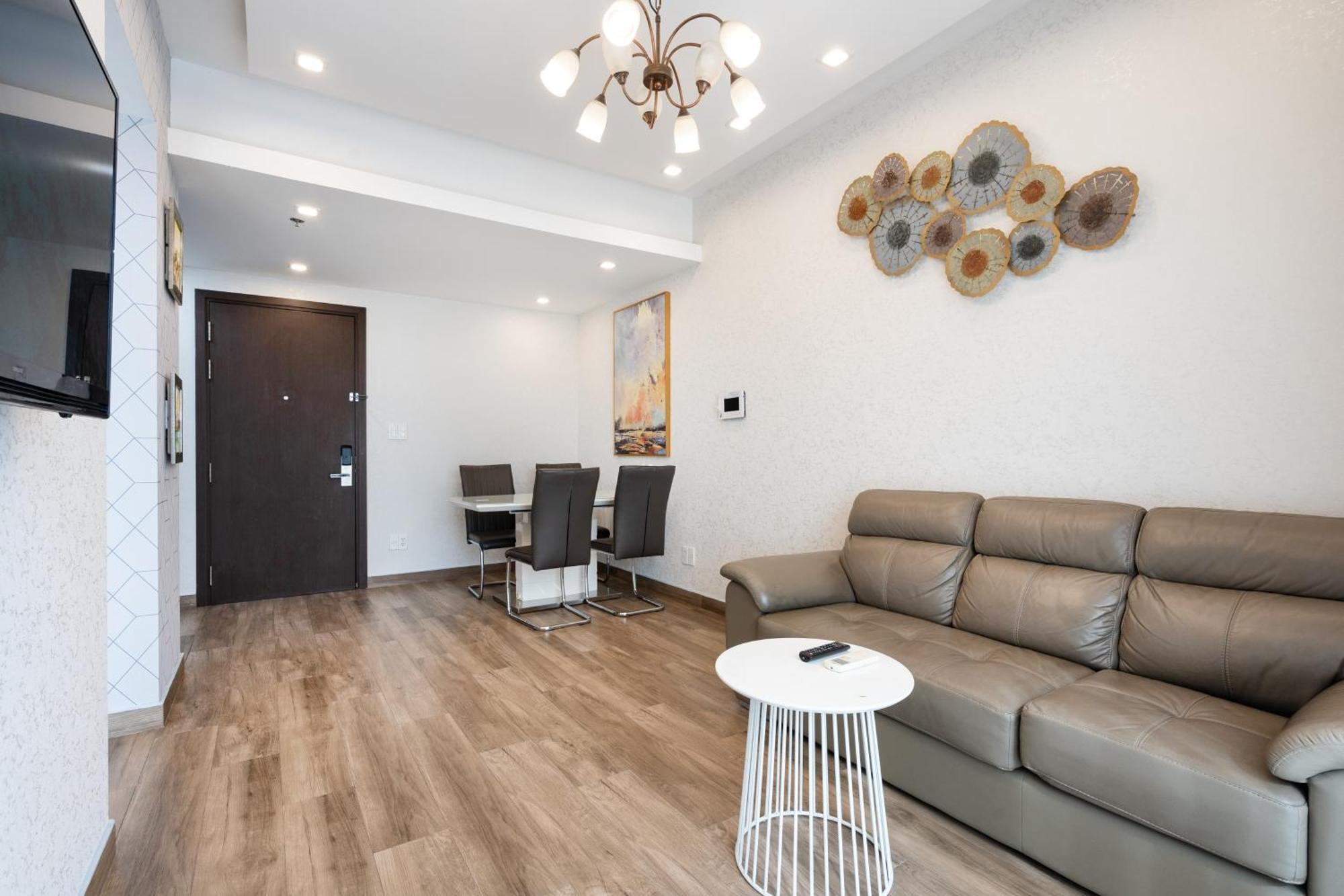 Double E Saigon Apartment In Rivergate Building Хошимин Экстерьер фото