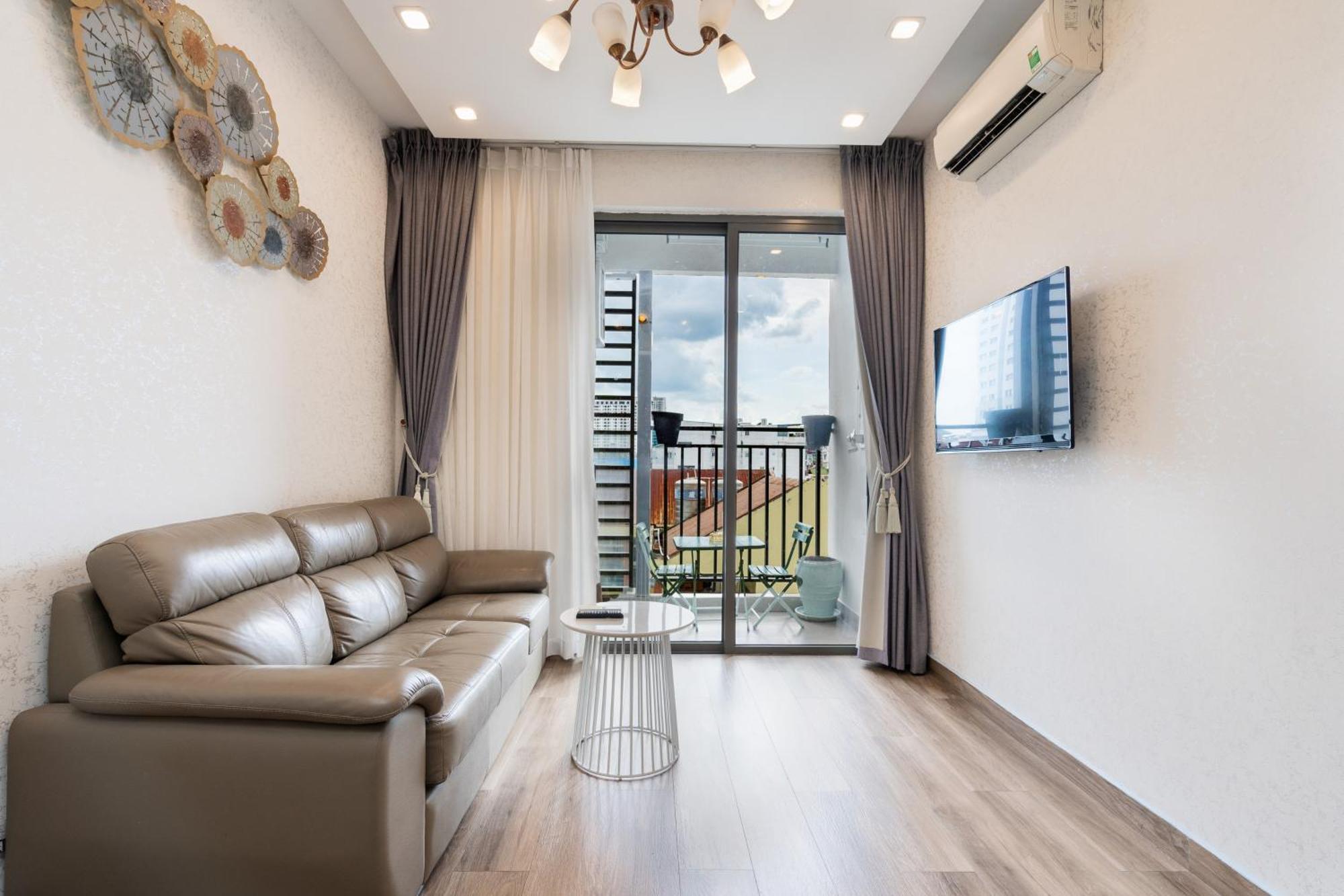 Double E Saigon Apartment In Rivergate Building Хошимин Экстерьер фото