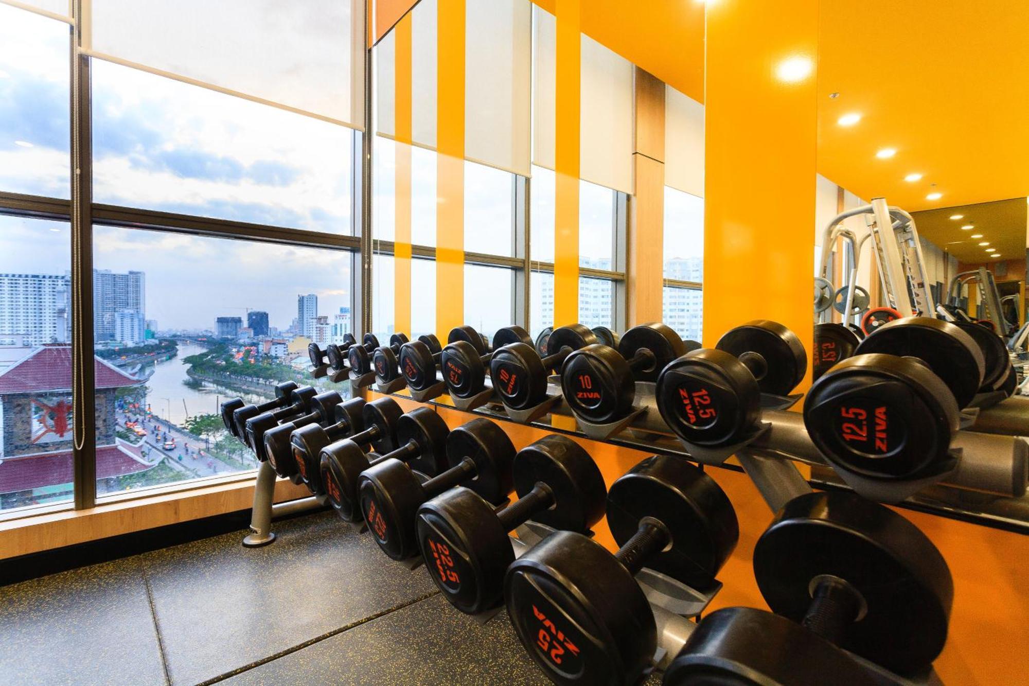 Double E Saigon Apartment In Rivergate Building Хошимин Экстерьер фото