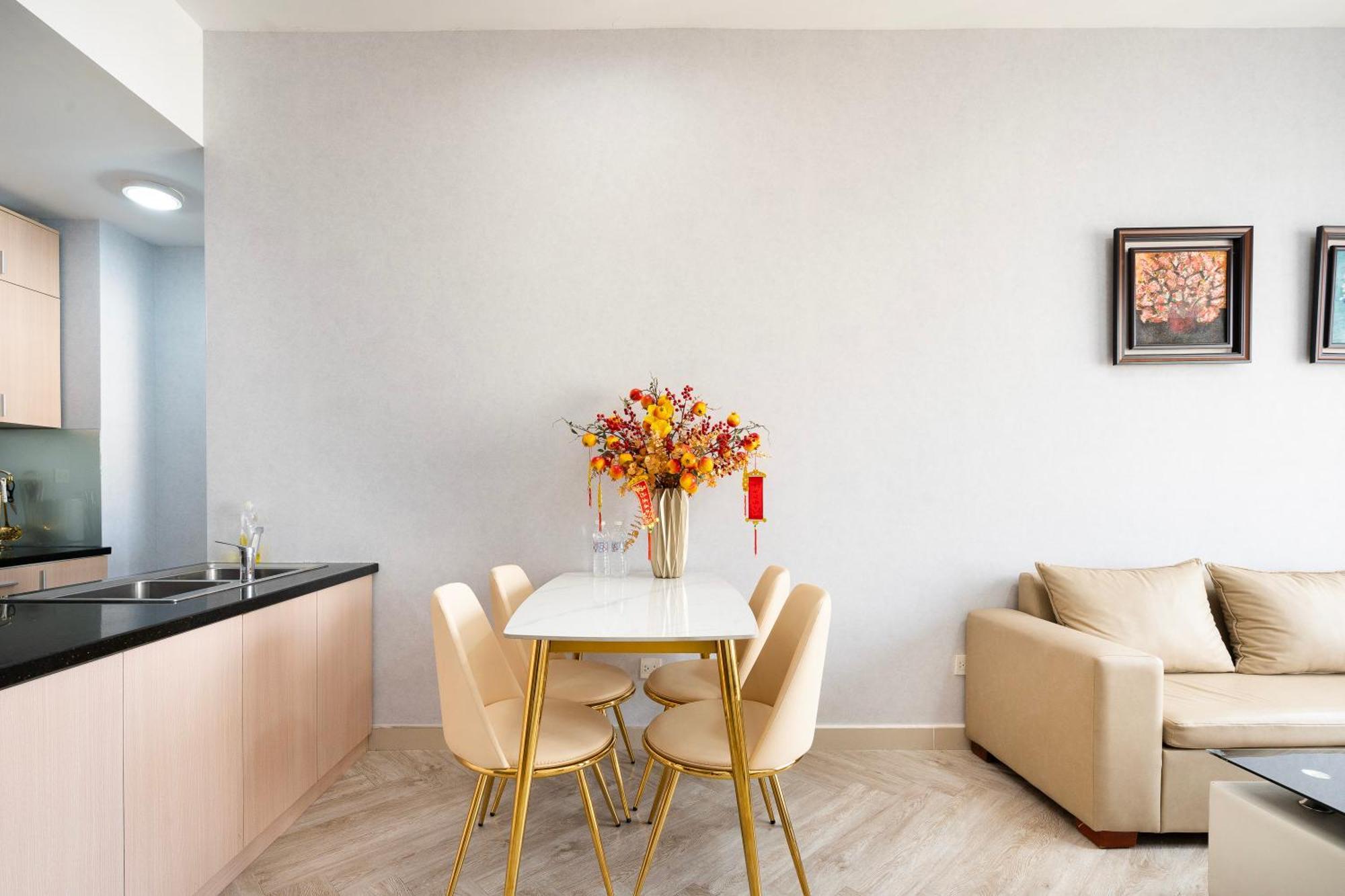 Double E Saigon Apartment In Rivergate Building Хошимин Экстерьер фото