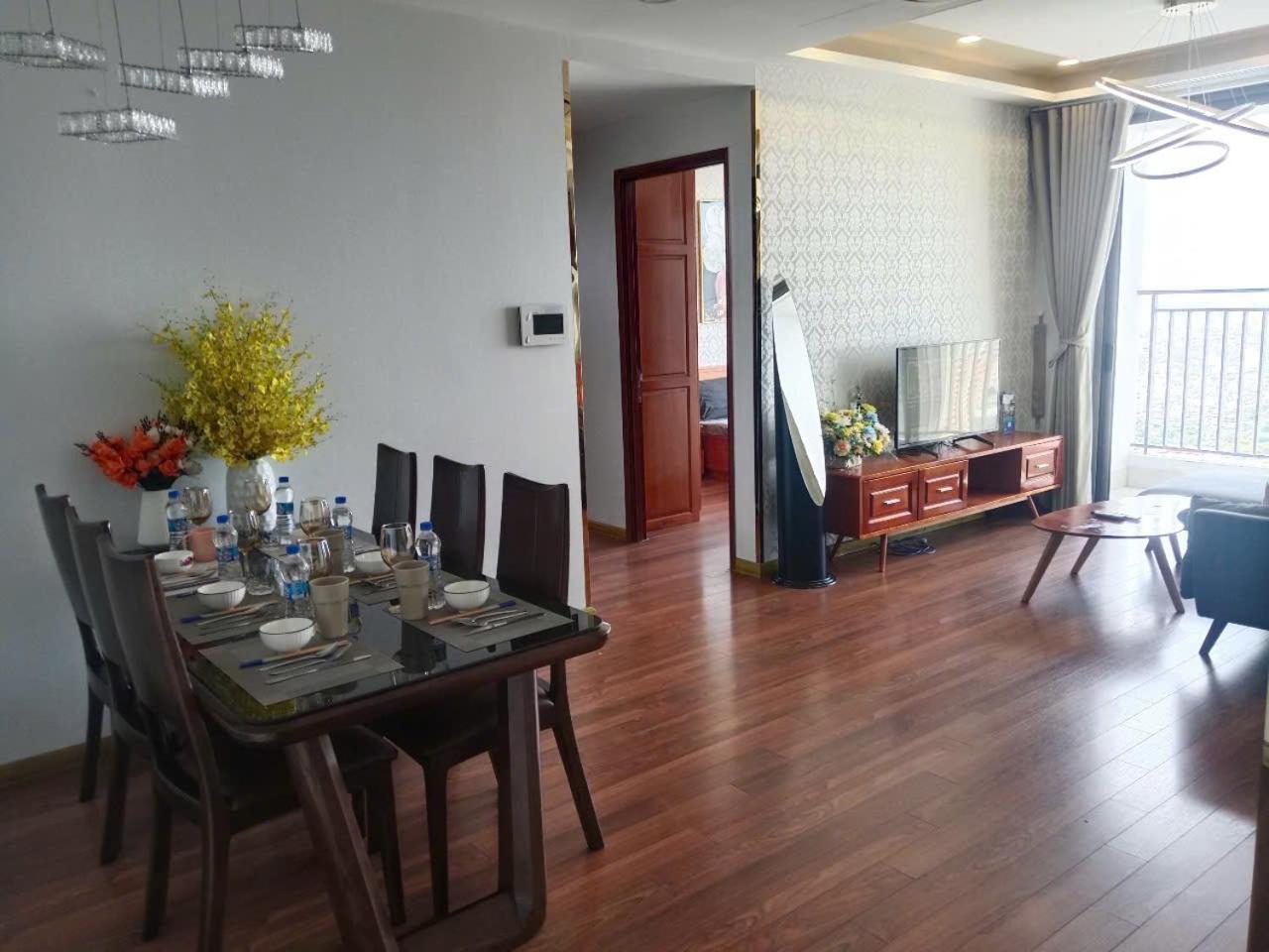 Double E Saigon Apartment In Rivergate Building Хошимин Экстерьер фото