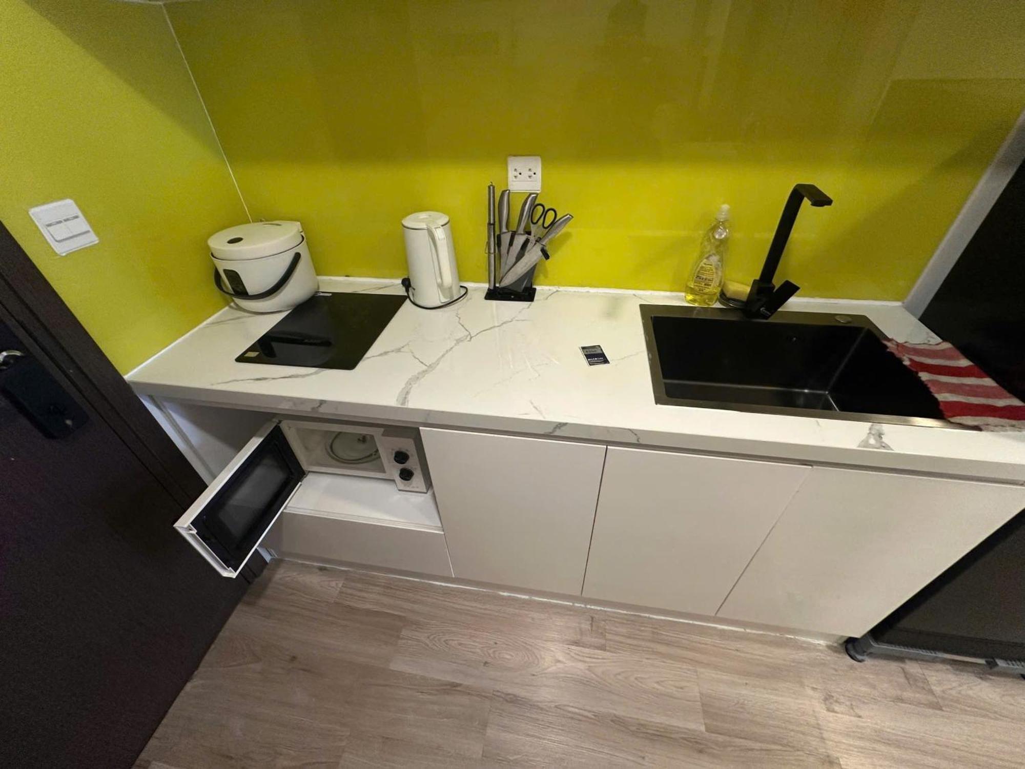 Double E Saigon Apartment In Rivergate Building Хошимин Экстерьер фото